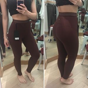 Lululemon Principal Dancer 